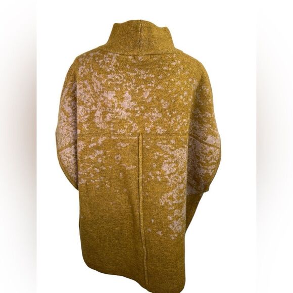 Mystree Cozy Mustard Sweater Poncho One Size - Picture 6 of 11